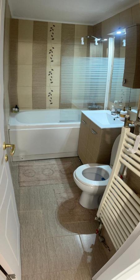 Carla'S Apartament Daire Oradea Dış mekan fotoğraf